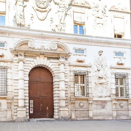 Ex Tribunale Palazzo Bentivoglio Appartement *