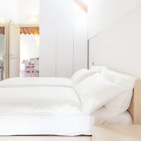 Ex Tribunale Palazzo Bentivoglio Apartamento *