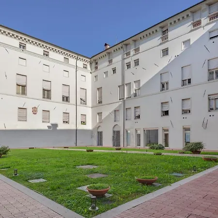 Lägenhet Ex Tribunale Palazzo Bentivoglio Ferrara
