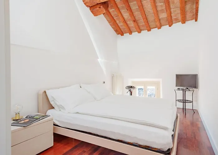 Ex Tribunale Palazzo Bentivoglio Apartament