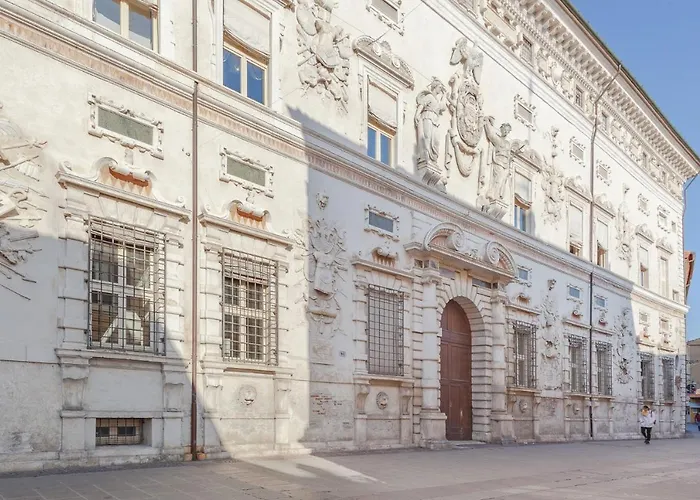 Ex Tribunale Palazzo Bentivoglio Apartament